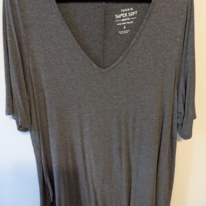 Torrid Gray Short Sleeve Tee
